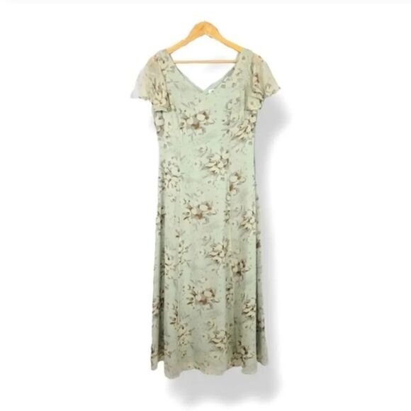 NEW Vintage Coldwater Creek 100% Silk Flutter Sleeve Floral Midi Dress in Sage - Picture 2 of 11